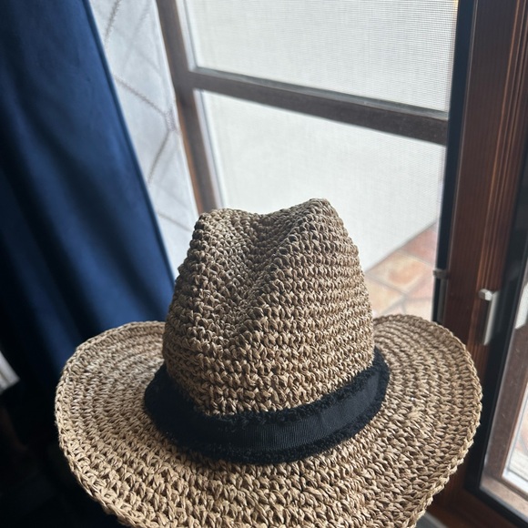 Zara Accessories - Zara Tan Straw Hat with Black Band